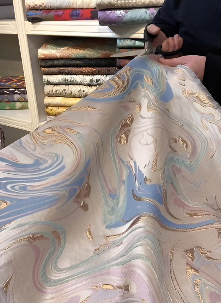 بهترین پارچه‌ها برای دوخت لباس مجلسی